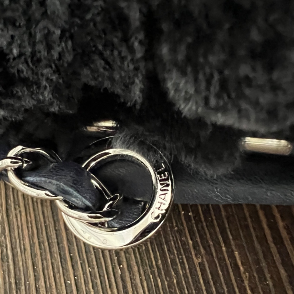 Authentic Chanel - Lapin Rabbit Fur and Leather Classic Single Flap Handbag - Picture 6 of 16